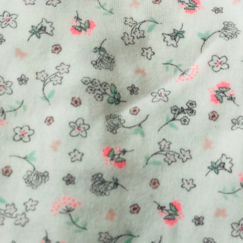Onsie - Picture 3 of 6